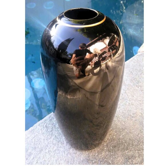 Elegant Vintage Shibata Japanese Lustrous Black w/Gold Trim...